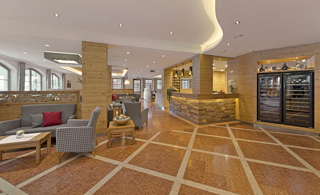 Hotel Kristall 그로살 외부 사진